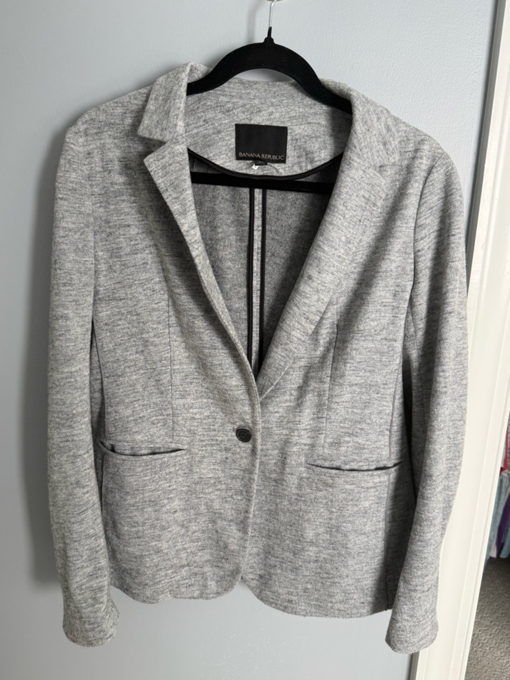 Banana Republic Women's Heather Gray Single-Button Knit Blazer